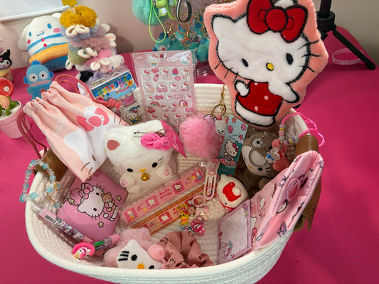 ❤️ Hello Kitty Curated Box ❤️